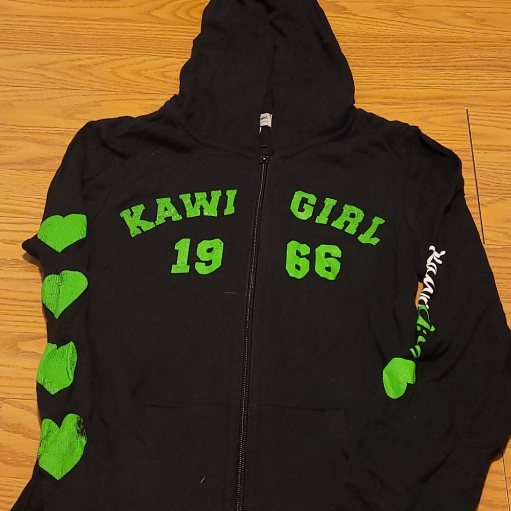 Sweatshirt
